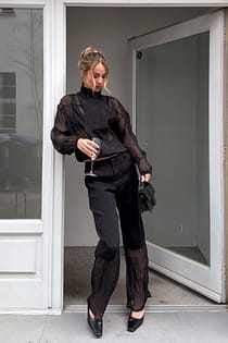 durchsichtige Hose mit mittlerer Taille