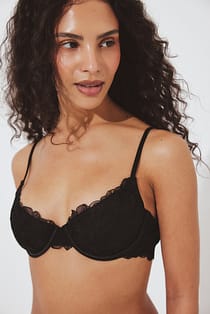 Flower Embroidery Sling Wire Bra