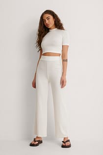 Recycelte gerippte gerade Hose mit hoher Taille
