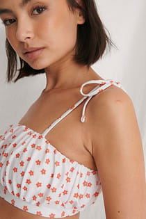 Gerecyclede bikinitop met strikdetail