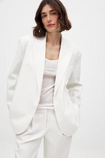 Oversize-Blazer in Wickeloptik