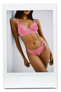 Cup Bh Met Strikdetail
