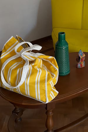 Image 4 of 6