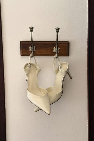 Image 4 of 5