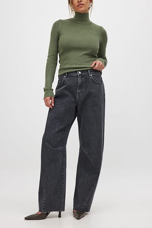 Barrel Leg Denim