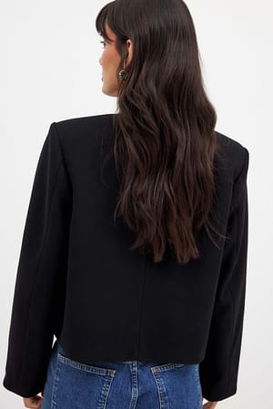 Image 2 of 6