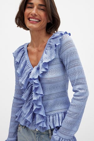 Blue Top med flæser og knapper