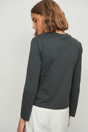 Image 2 of 4
