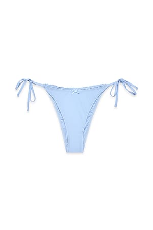 Blue Bikini-Höschen mit Kontrast und Schnürdetail