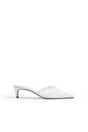 Offwhite Heklede mules