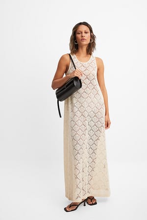 Maxi-Häkelkleid
