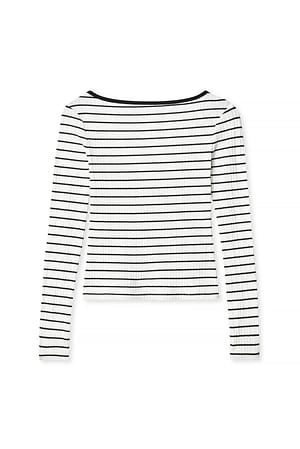 Black Stripe Deep Back Stripe Top