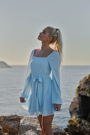 Light Blue Gerecyclede mini-jurk met ruches