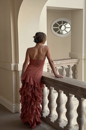 Image 2 of 6