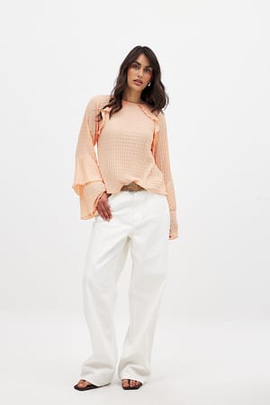 Apricot Bluse med vide ærmer og flæse