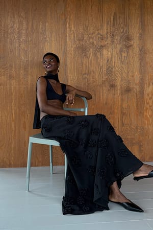 Black Jupe longue avec fleur