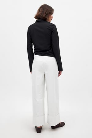Off White Pantalón de talle medio con dobladillo