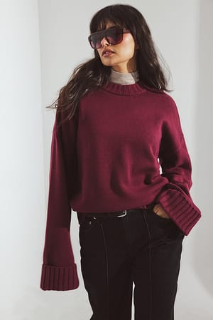 Strikket sweater med foldet ærme