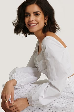 Image 4 of 5