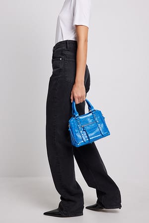 Blue Minitas met hardwaredetail