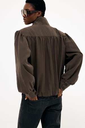 Image 3 of 5