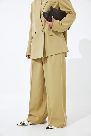 Image 3 of 9