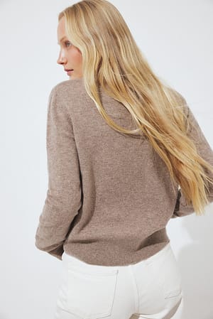 Image 3 of 8