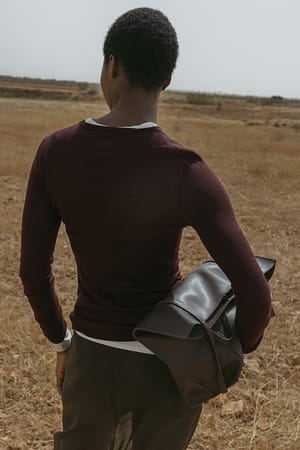 Image 2 of 6