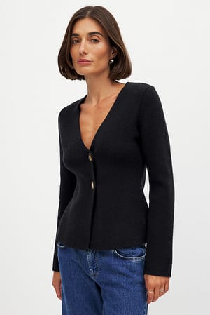 Black Strikket, overlappende, figursydd cardigan