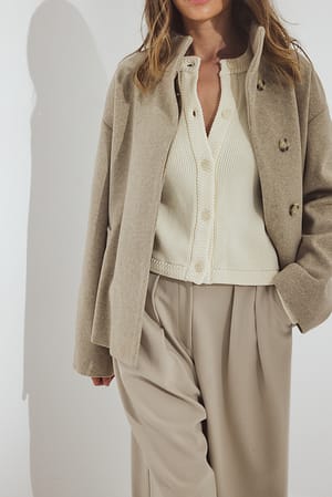 Image 4 of 8