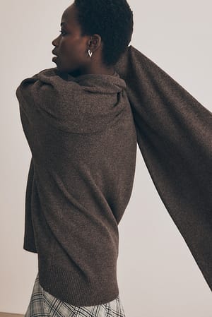 Brown Strickpullover mit Schaldetail