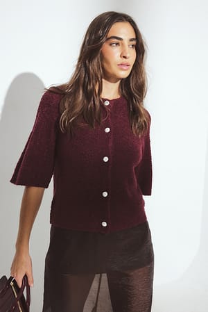 Burgundy Kortærmet strikket cardigan i bouclé