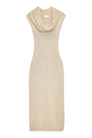 Beige Strikket maxikjole med vandfaldseffekt