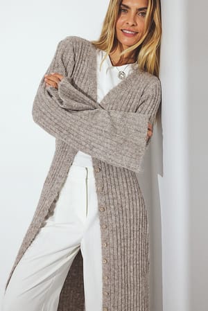 Maxikjole med strikket cardigan i ullblanding