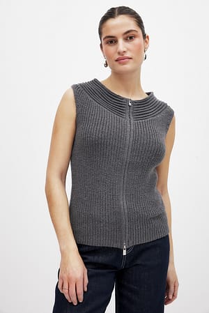 Grey Ärmelloses Stricktop mit Reißverschluss