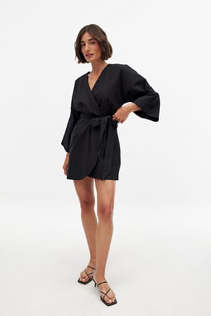Black Kaftan-Wickel-Minikleid aus Leinenmischung