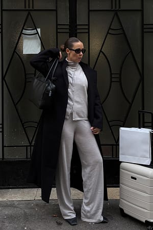 Grey Strikket cardigan i merinoull med knapper