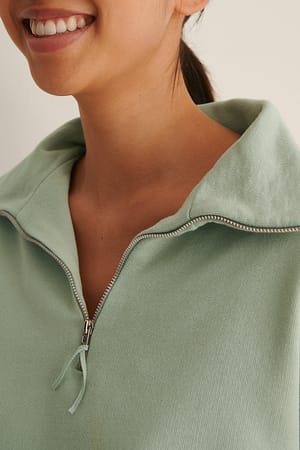 Image 4 of 4