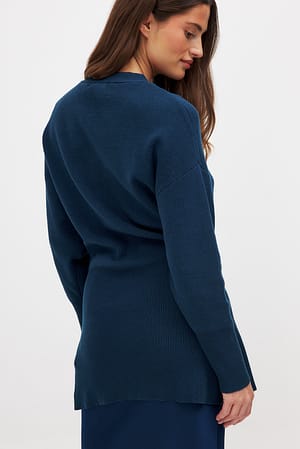 Image 2 of 7