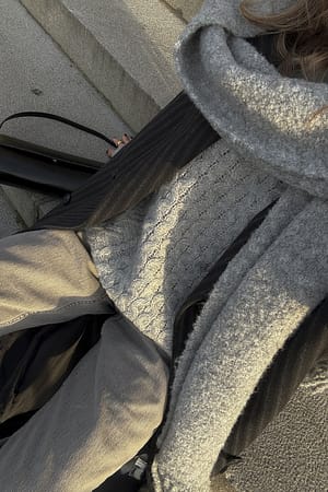 Kabelgebreide sweater
