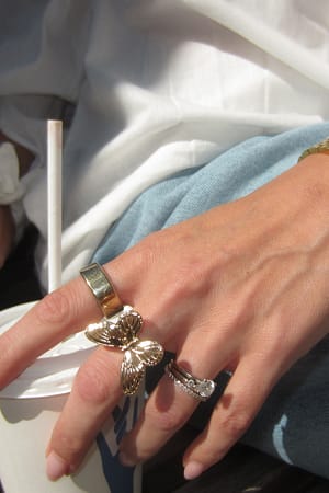 Butterfly ring
