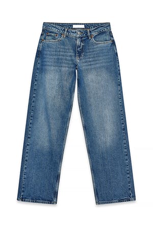 Mid Blue Ankle-Jeans mit mittlerer Taille