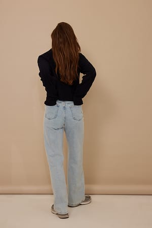 Image 2 of 4