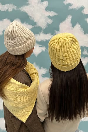 Offwhite Heavy Knitted Beanie