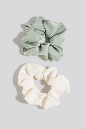 White/Blue 2-Pack Shiny Scrunchies