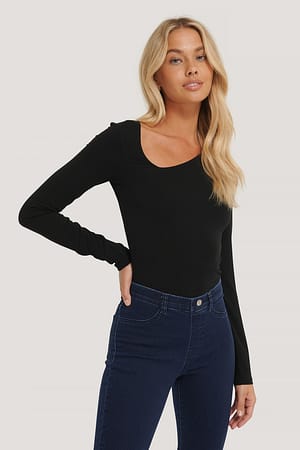 Black Haut Décolleté