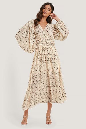 Cream Floral Strukturiertes Wickelkleid mit Ballonärmeln