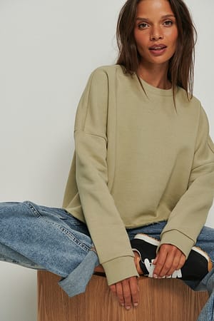 Light Khaki Basic Cropped Sweater