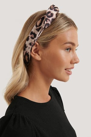 Leopard Blurry Leopard Head Scarf