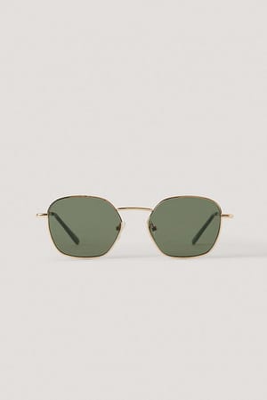 Image 2 of 4
